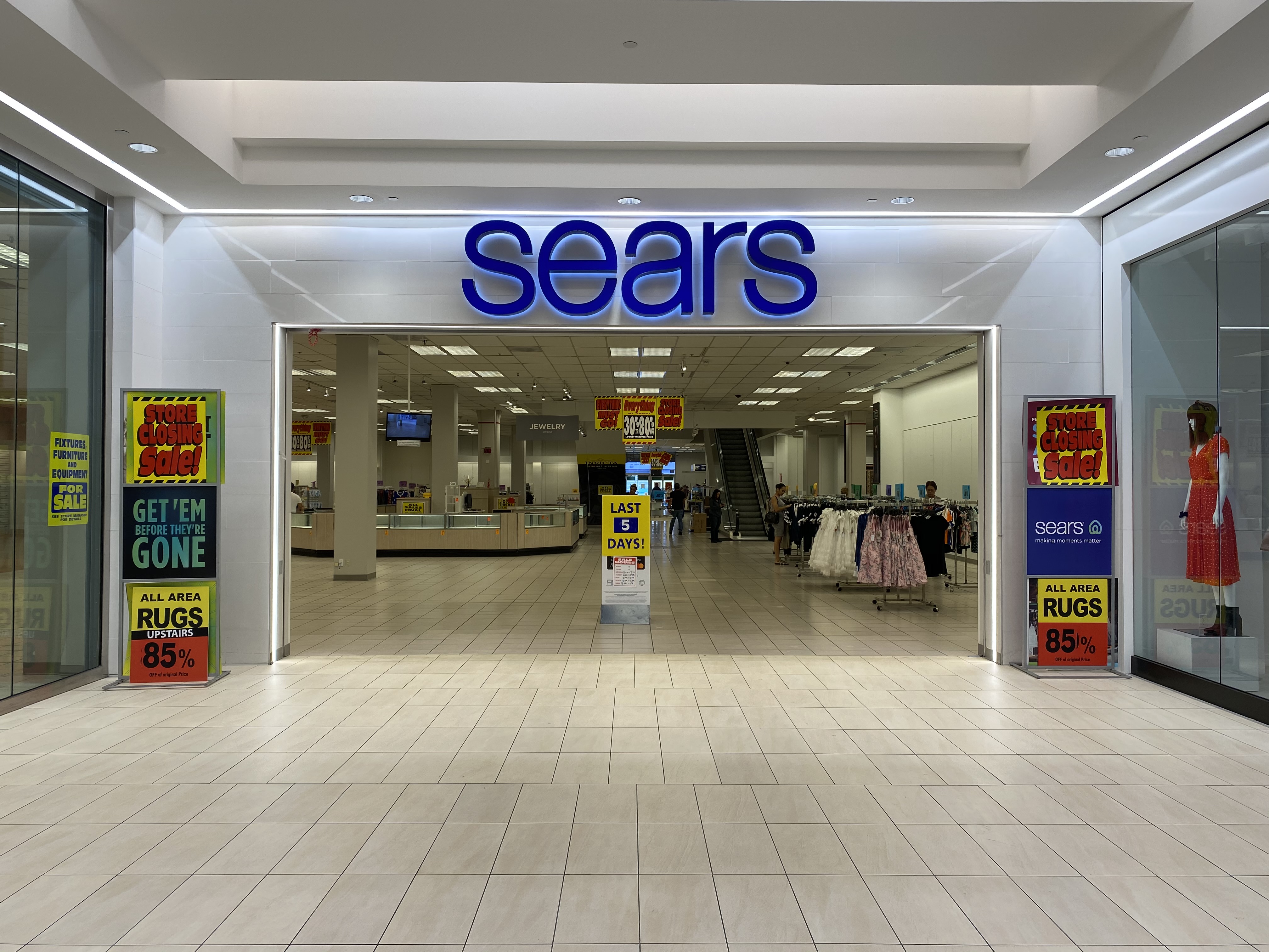 A Sears store at the [[Westland Mall (Hialeah)|Westland Mall]] in [[Hialeah, Florida]], during liquidation sales in February 2020, with logo used from 2010 to 2019