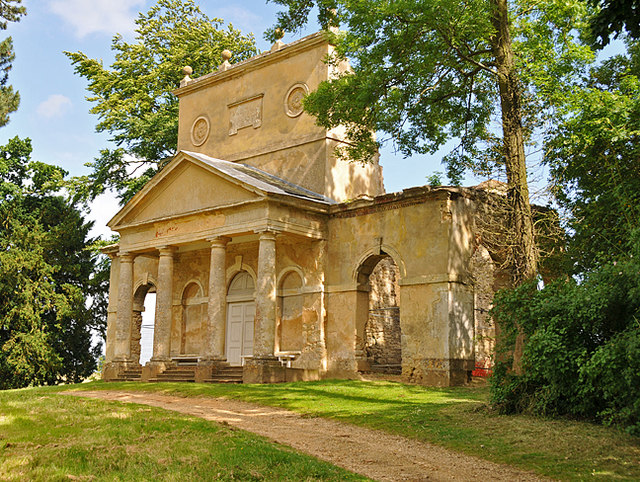 File:The Temple of Friendship, Stowe - geograph.org.uk - 886696.jpg