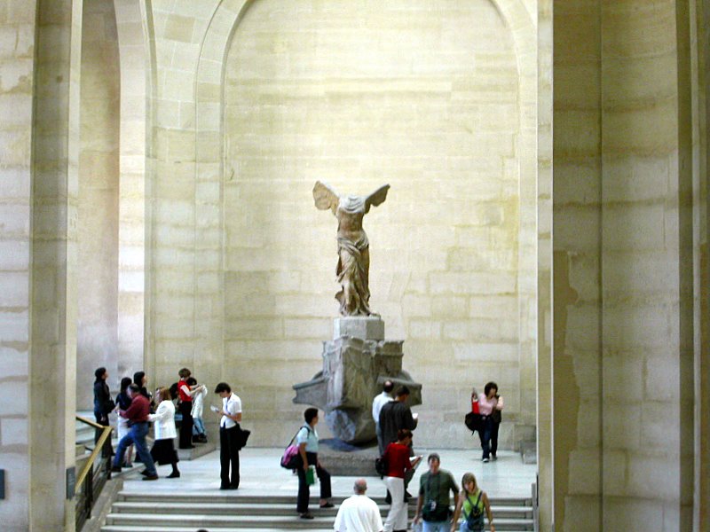 winged victory of samothrace facts