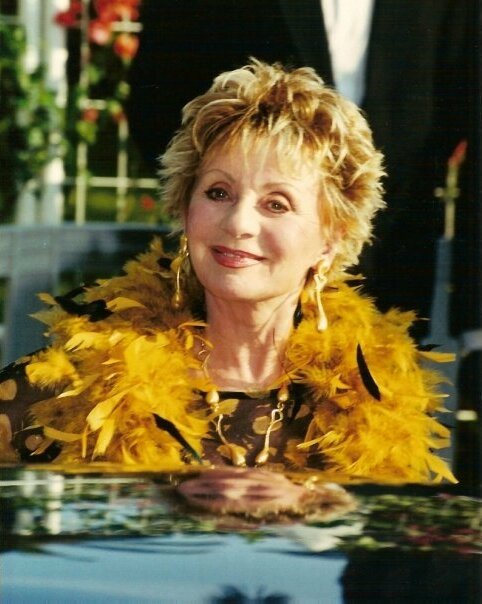 Annie Cordy in 2001.