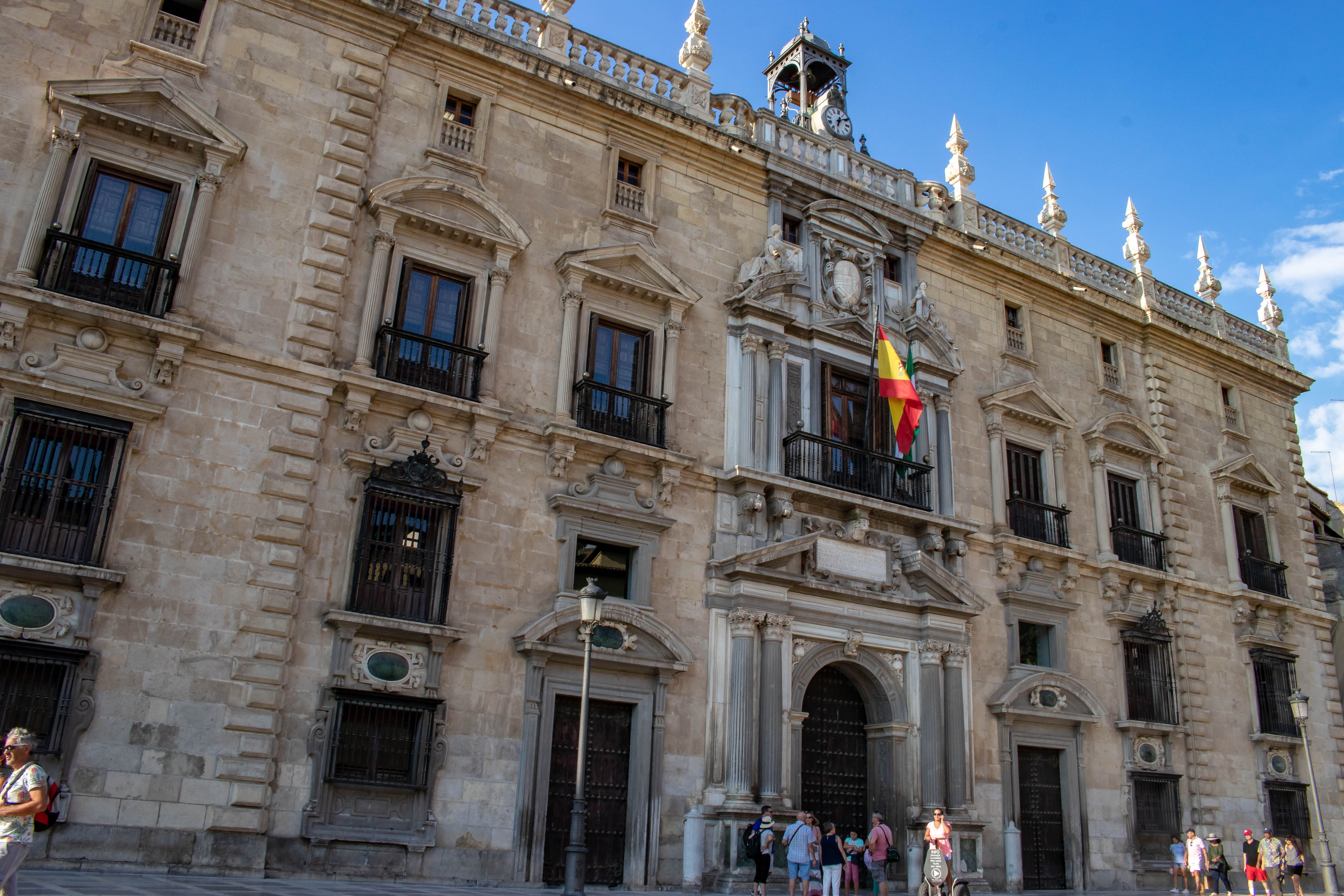 Para qué sirve la cáscara de granada