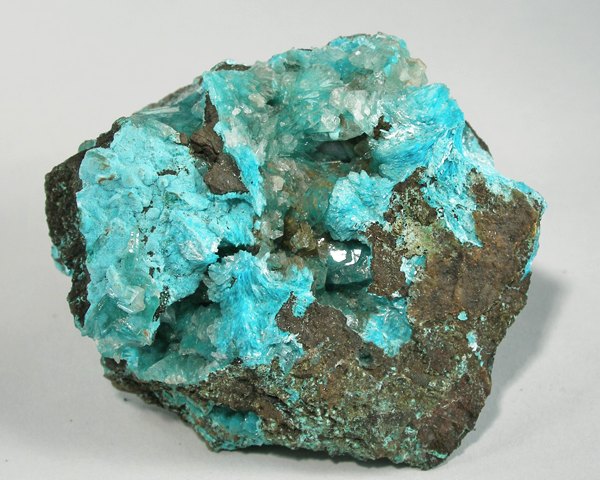 File:Aurichalcite-Hemimorphite-264042.jpg