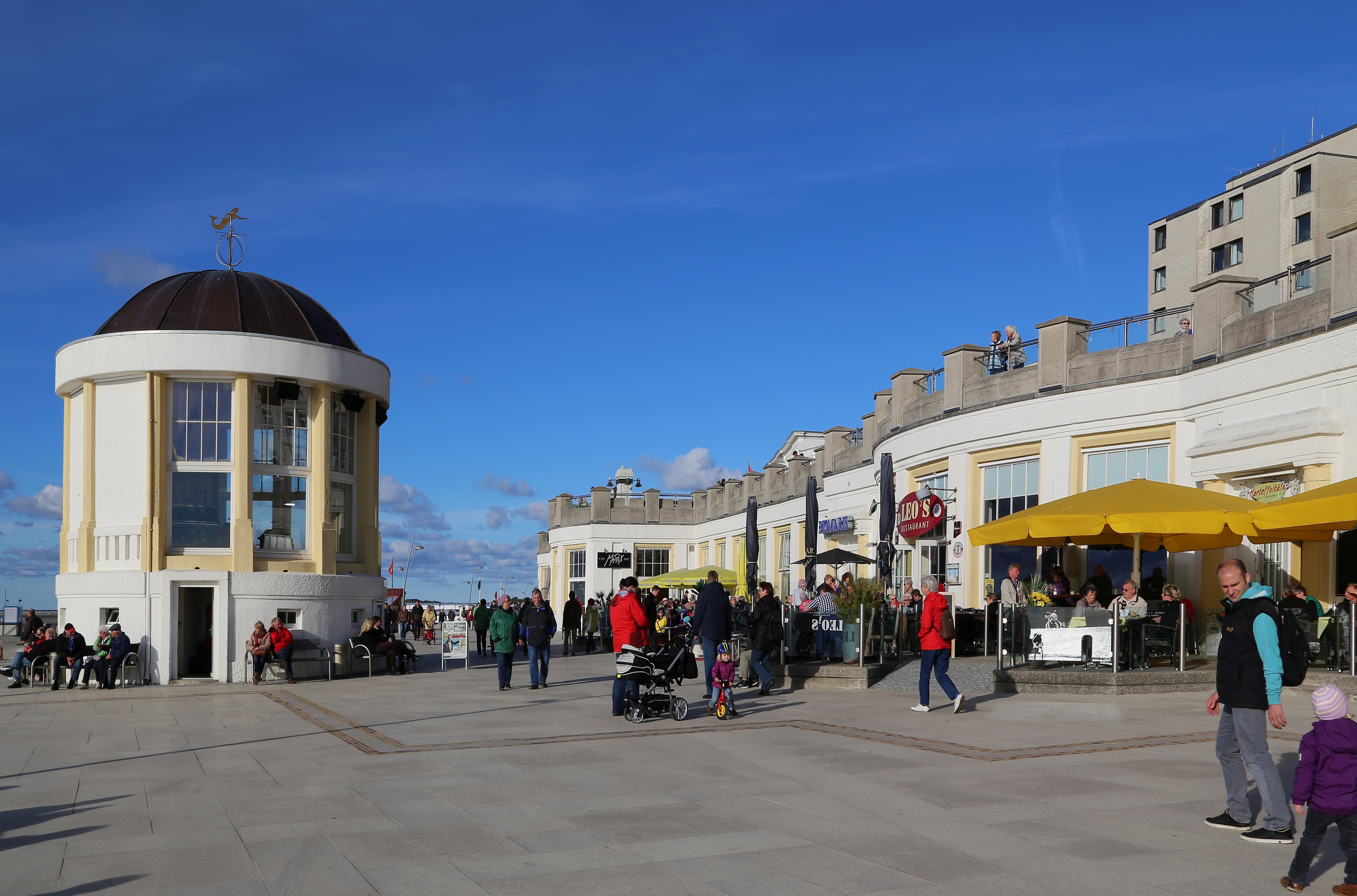 Borkum_Buergermeister_Kieviet_Promenade_01.jpg