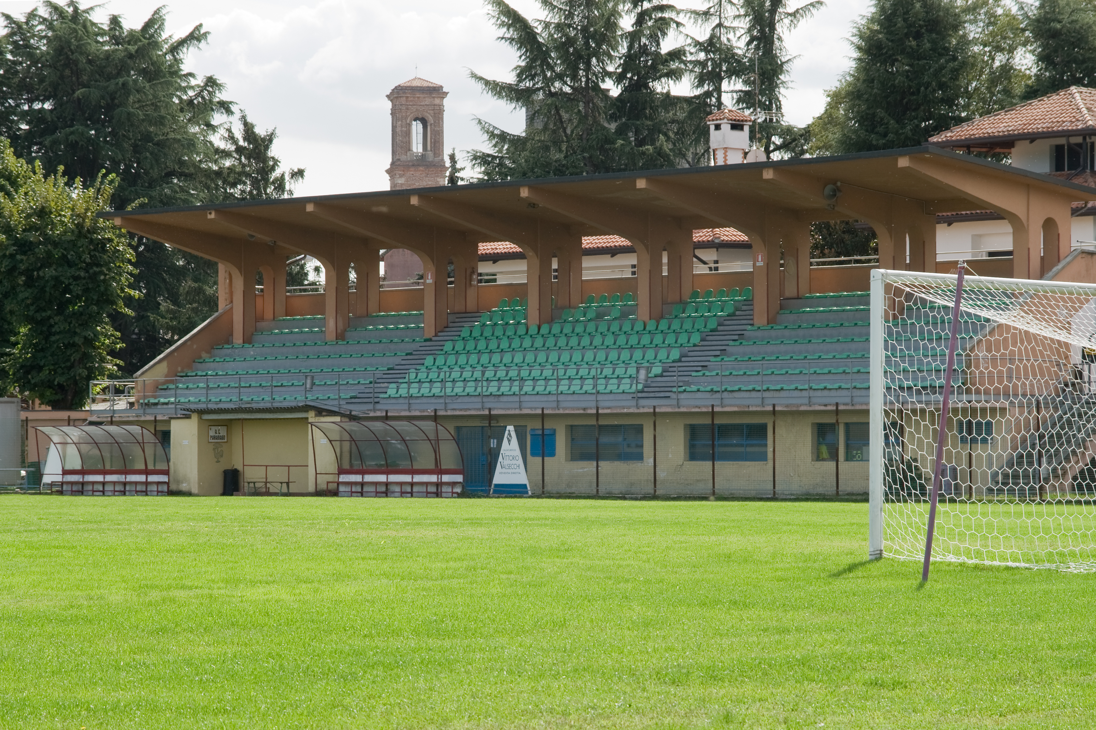 File:Estadio de Sportivo Italiano..jpg - Wikimedia Commons