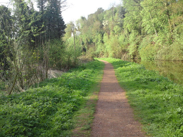 File:Canal towpath by Whittington South Staffs - geograph.org.uk - 1260795.jpg