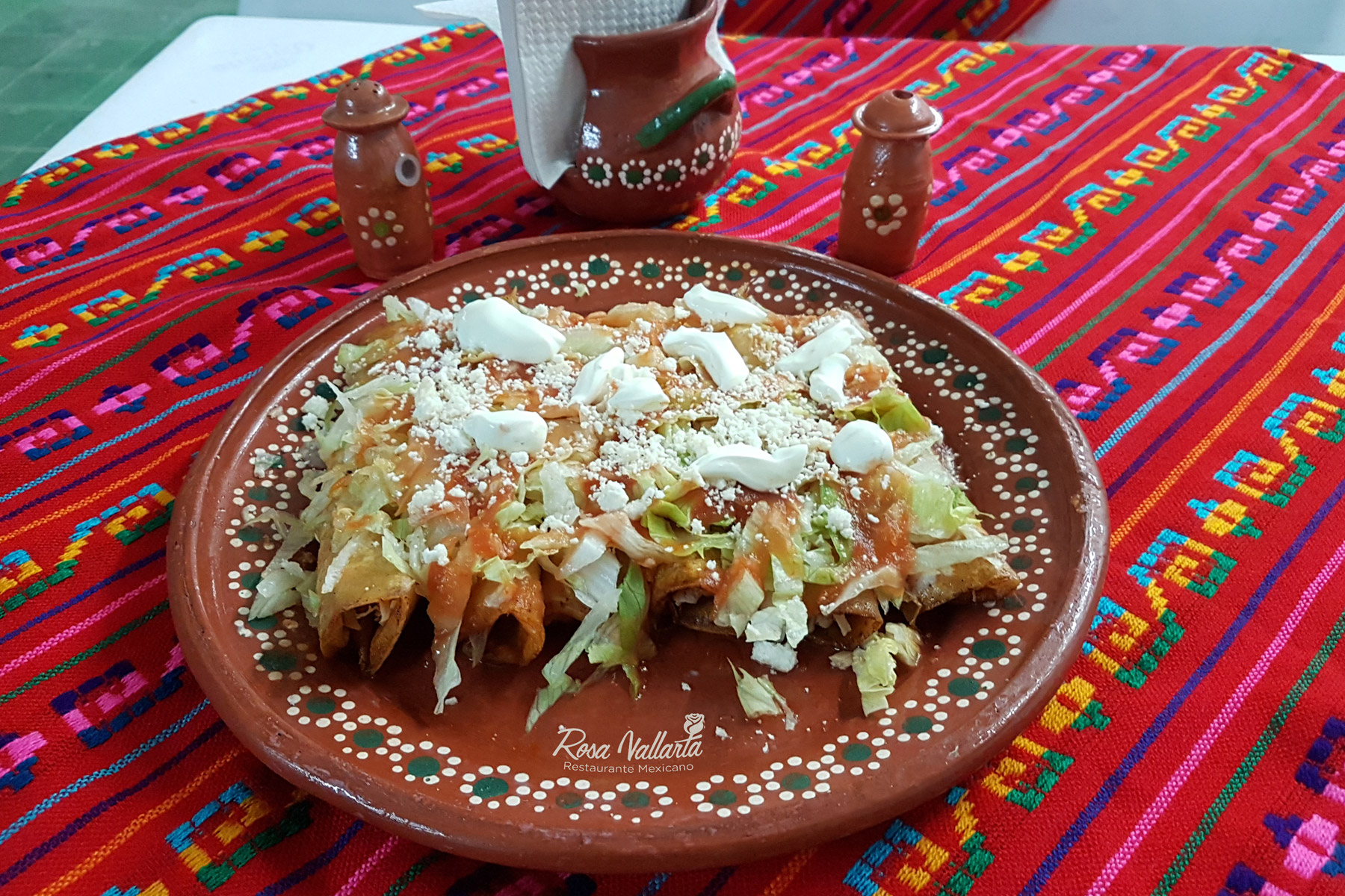 mexican enchiladas rojas