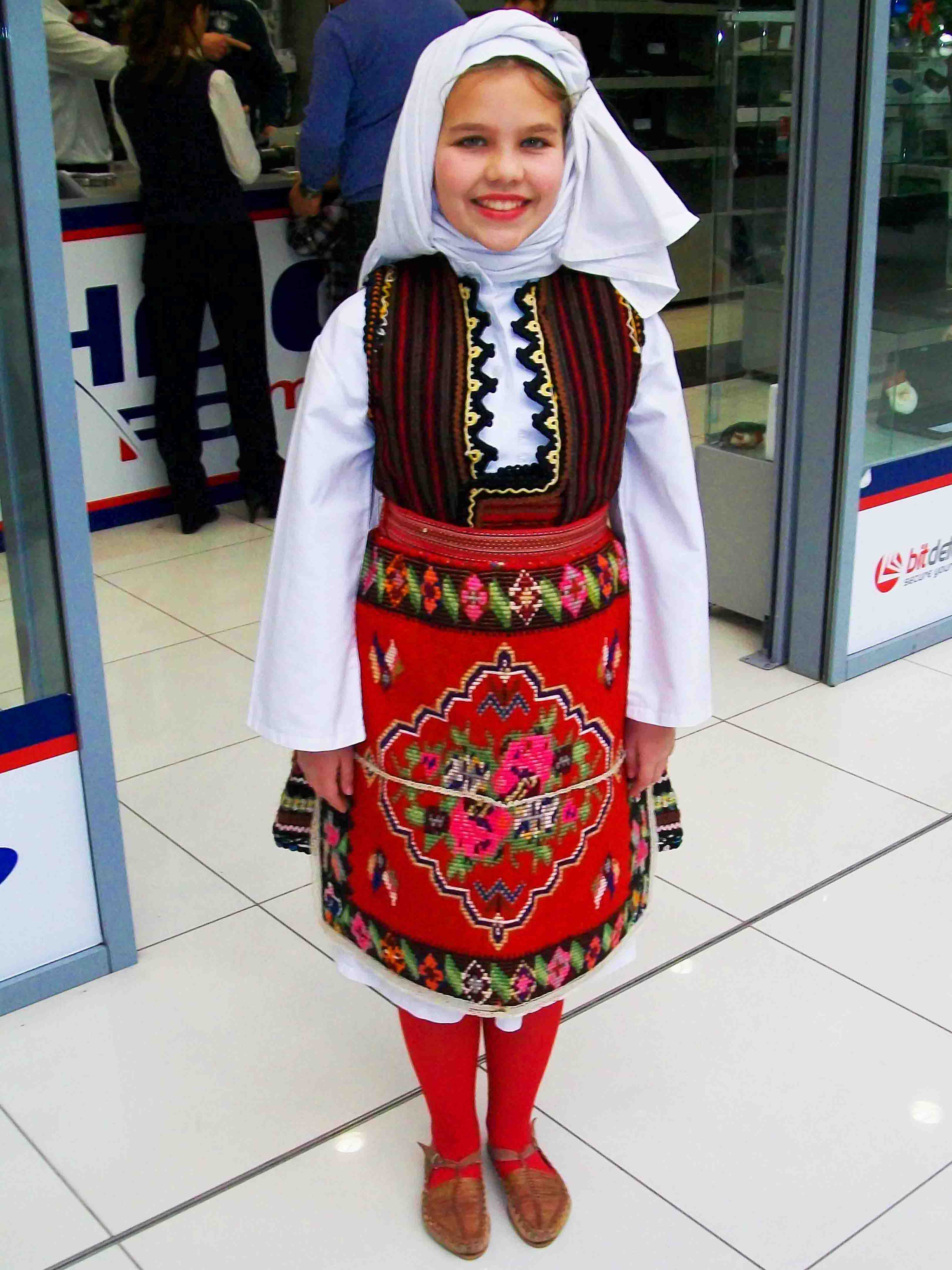 File:Folk costume from Skopje, Macedonian  - Wikimedia Commons