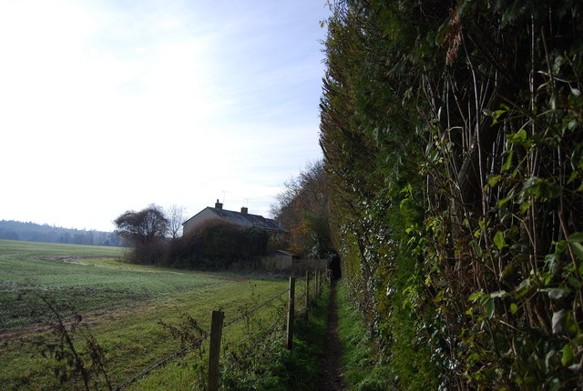 File:Footpath near Hollingbourne - geograph.org.uk - 2266332.jpg