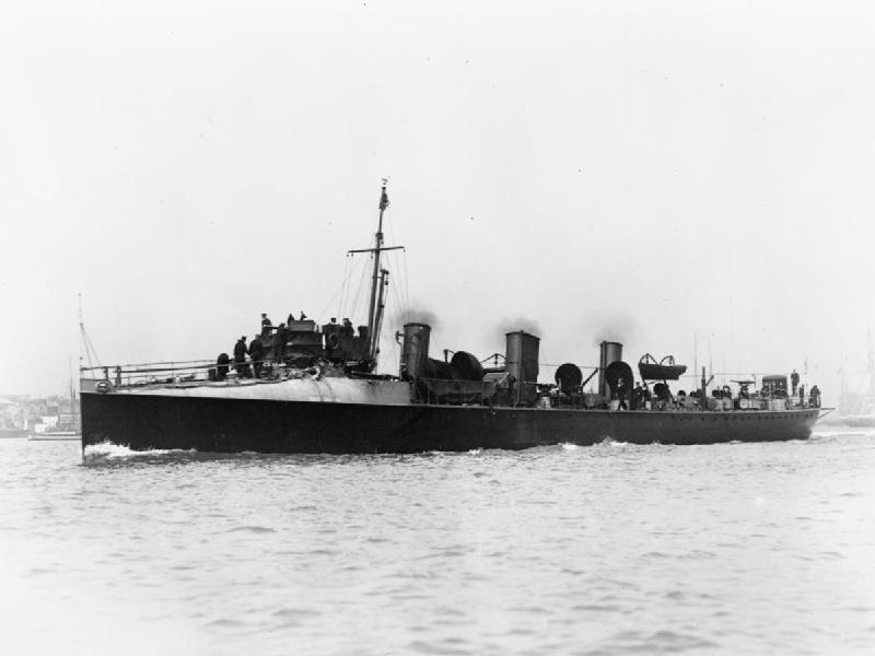 File:HMS Bat (1896) IWM Q 020998 A.jpg