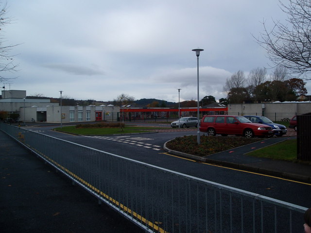 File:Holm Primary School - geograph.org.uk - 1042407.jpg