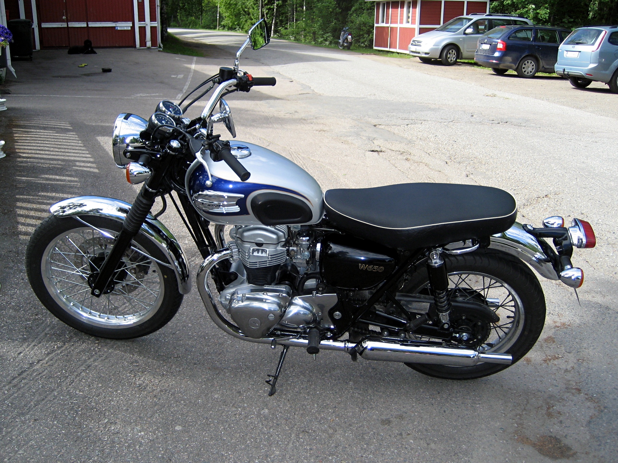 Kawasaki w400