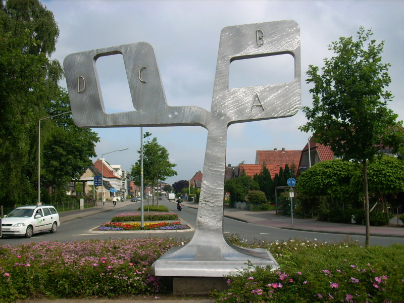 File:Reckenfeld Erste historische Skulptur 2007 06 02 tag 800.jpg