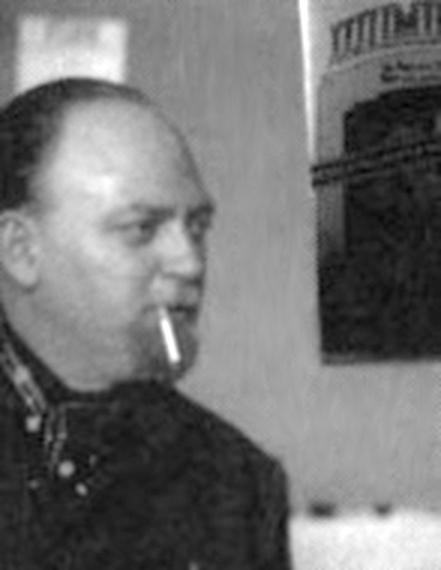 File:Robert Anton Wilson, 1977.jpg