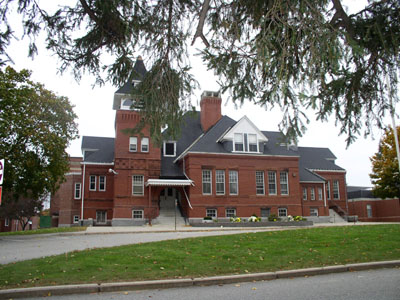 File:ThorntonAcademy.jpg