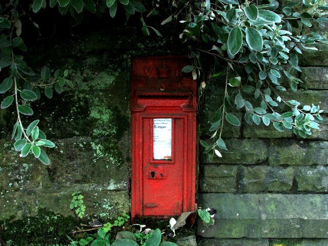 File:Victorian Letterbox at Goose Eye. - geograph.org.uk - 268886.jpg