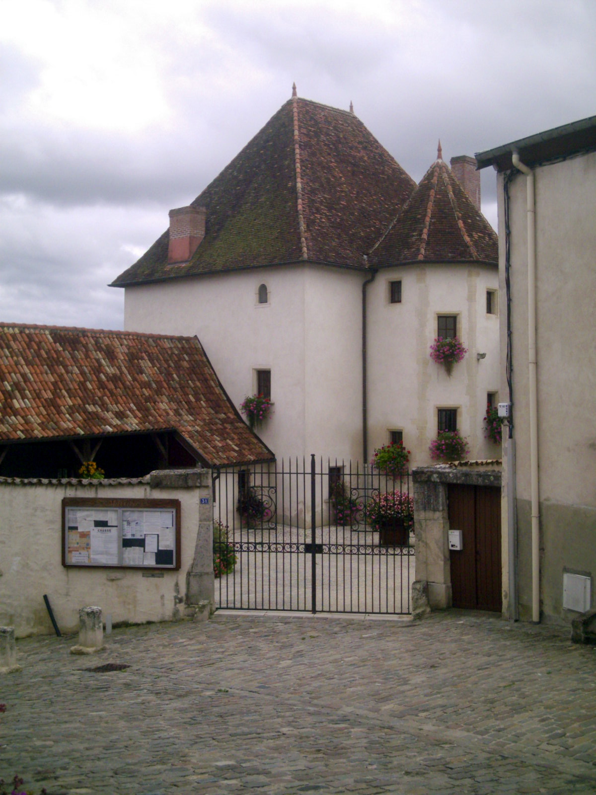 LA GROSSE MAISON - VILLEY-SAINT-ÉTIENNE  France Grand Est Meurthe-et-Moselle Villey-Saint-Étienne 54200