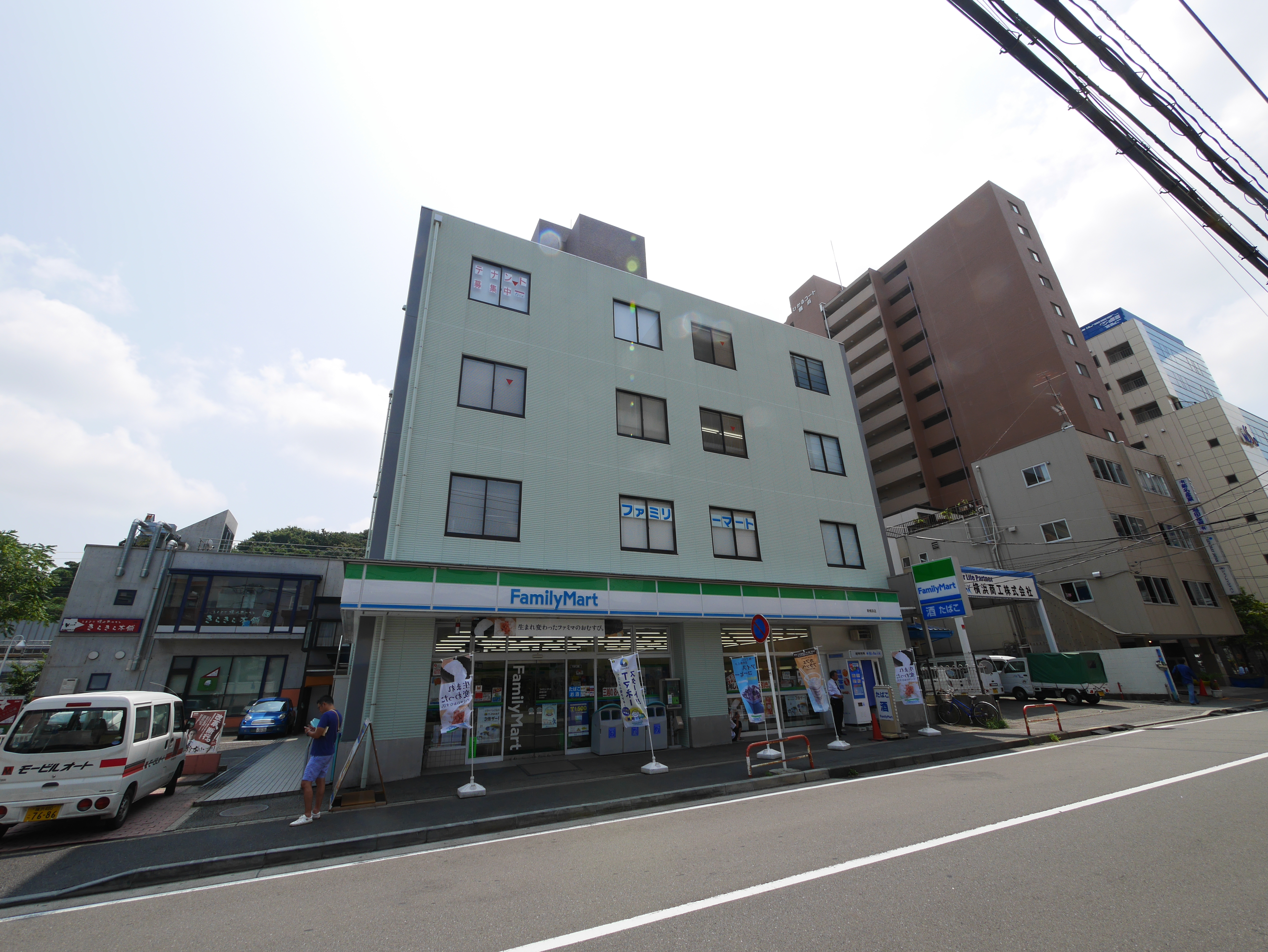 File ファミリーマート新横浜店 Panoramio Jpg Wikimedia Commons