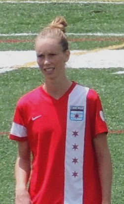 <span class="mw-page-title-main">Michelle Lomnicki</span> American soccer player (born 1987)