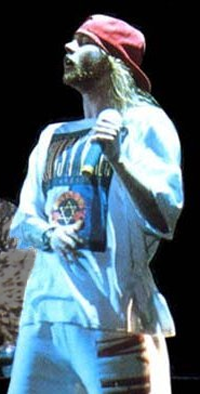 File:Axl Rose in Israel (cropped).png
