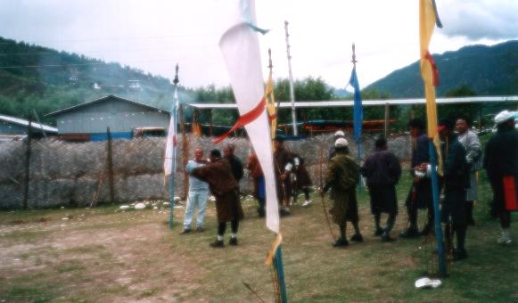 File:Bhutan-archery-feve.jpg