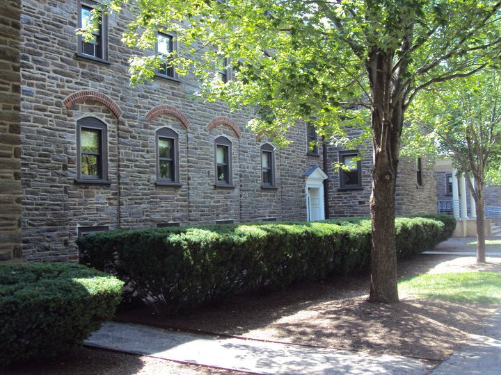 File:Curtis Hall Ursinus College.jpg