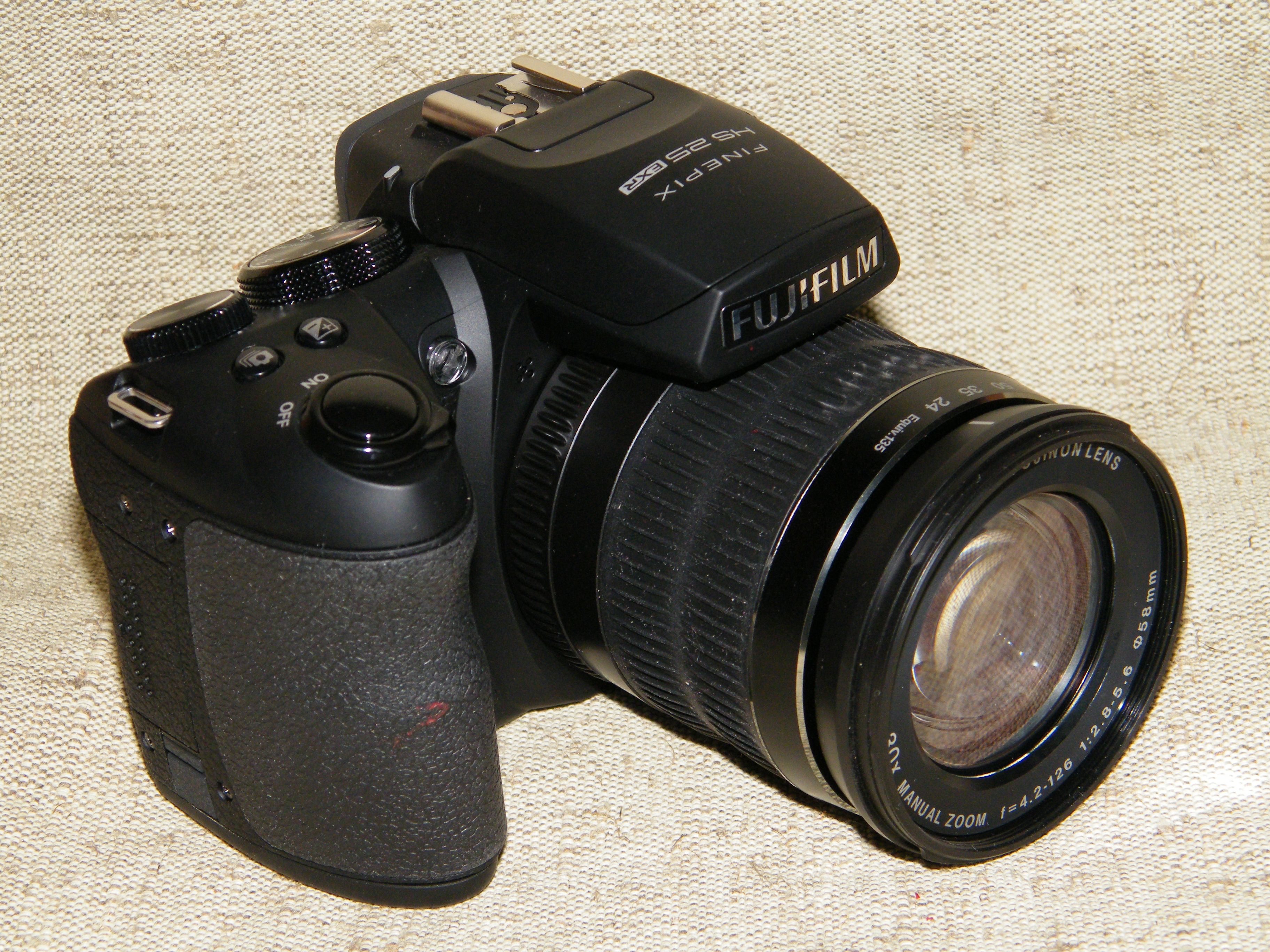 File:Fujifilm FinePix HS25EXR фото6.JPG - Wikipedia