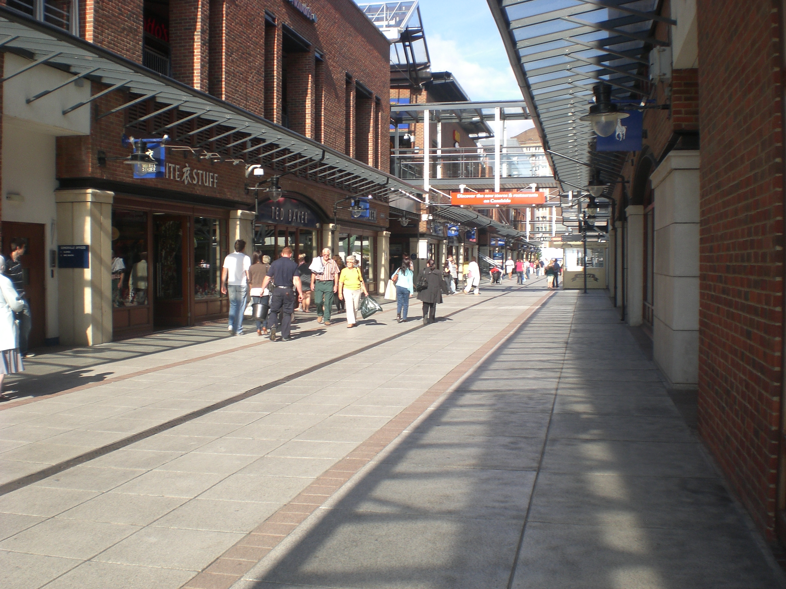 Ted Baker Outlet  Gunwharf Quays Outlet Centre