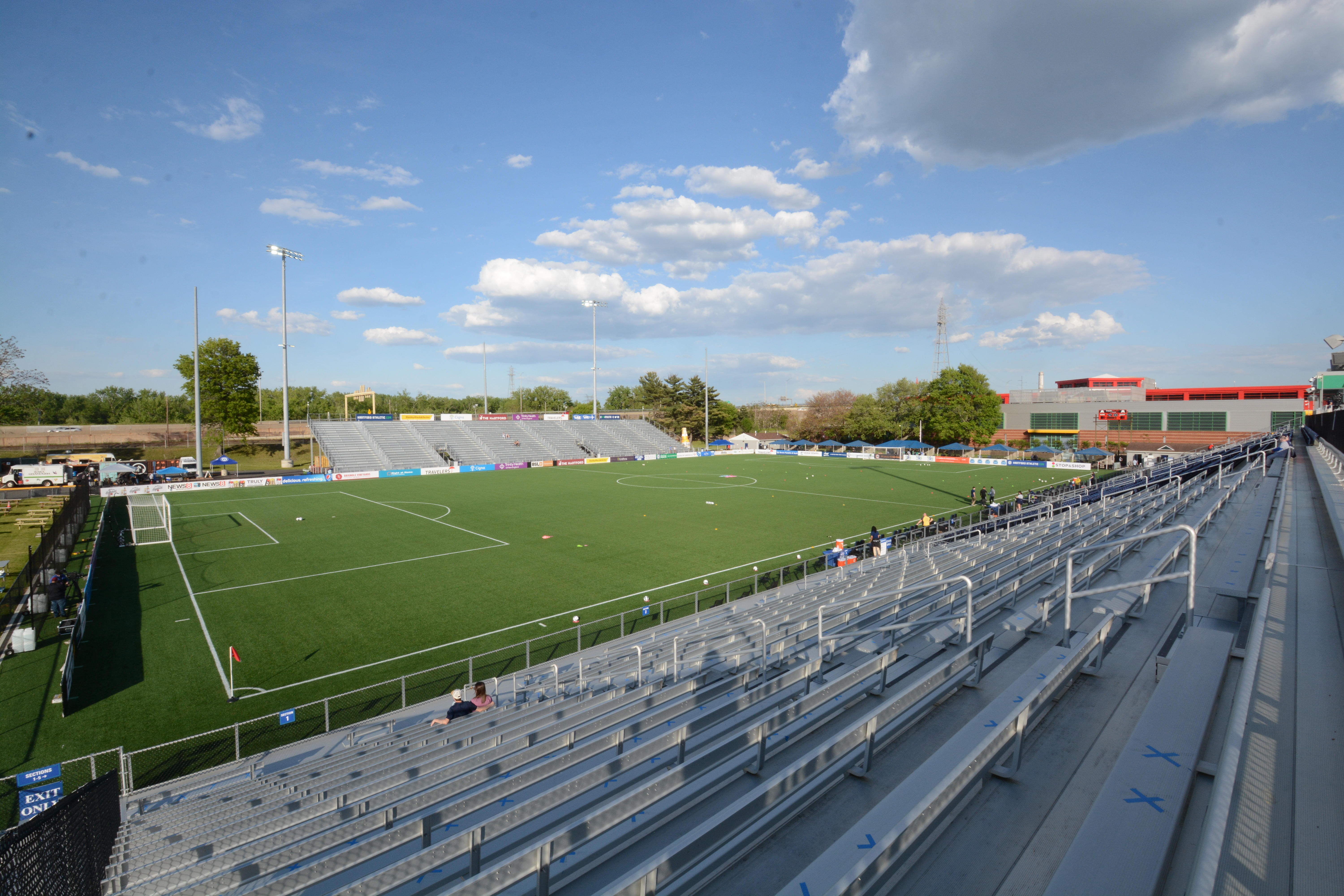 investors group field capacity