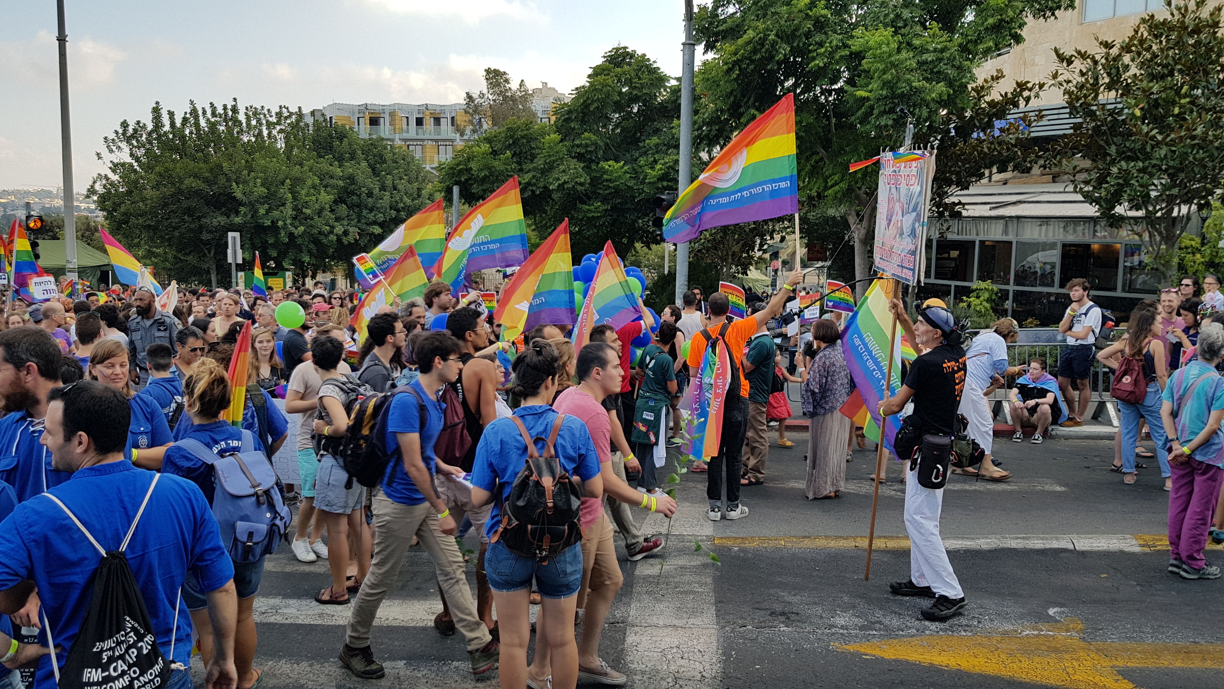 Jerusalem gay pride parade - Wikipedia