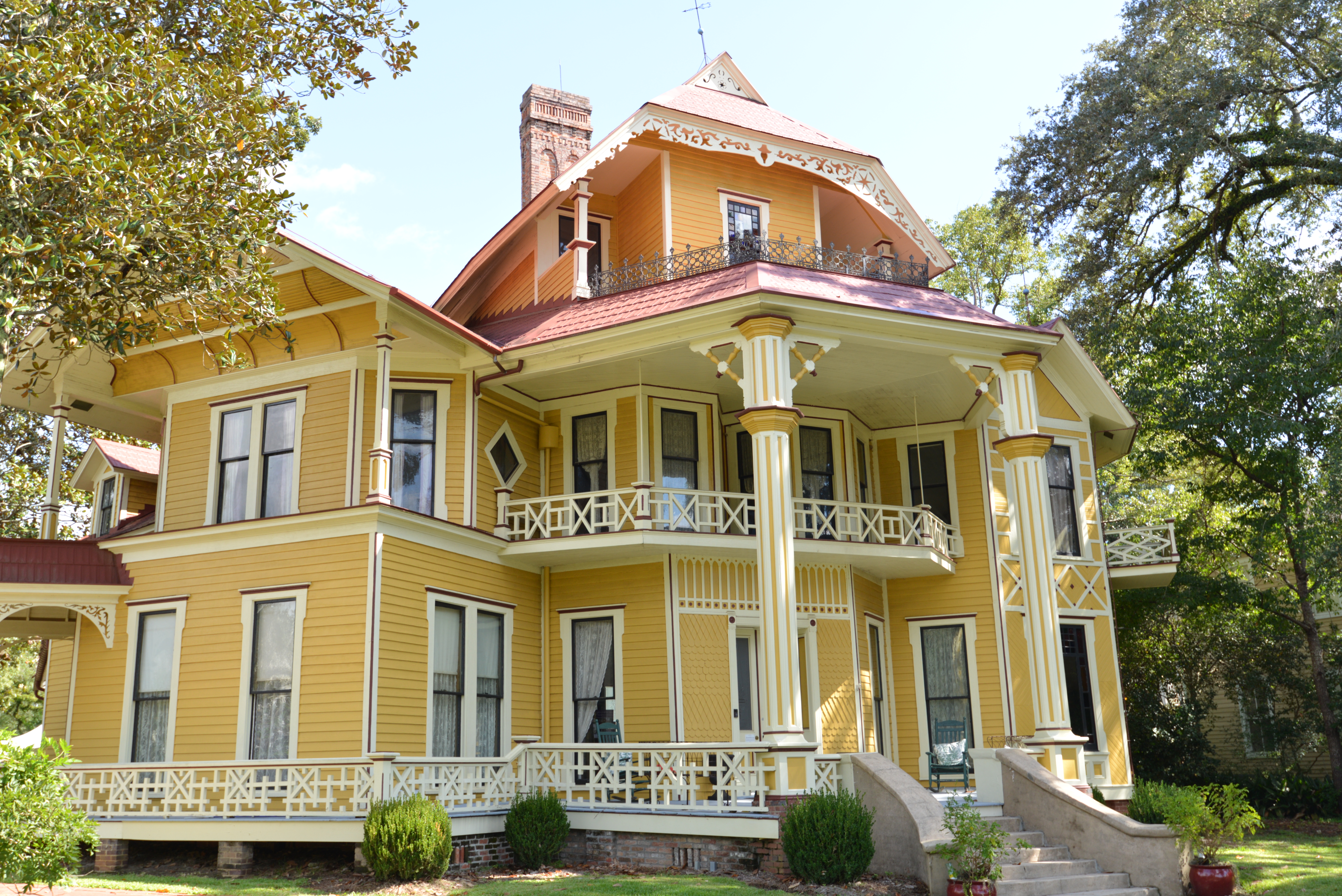 Lapham-Patterson House, Thomasville, GA, US (09).jpg. 