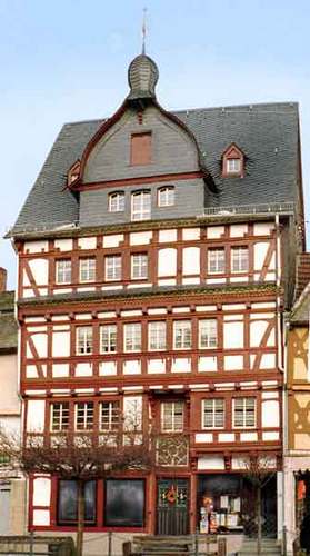 <span class="mw-page-title-main">Adenau</span> Town in Rhineland-Palatinate, Germany