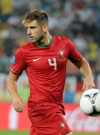 File:Miguel Veloso 20120609.jpg