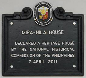 Historical marker installed by the National Historical Commission of the Philippines that states the house's declared heritage status. Mira-Nila House NHCP Historical Marker 1.jpg
