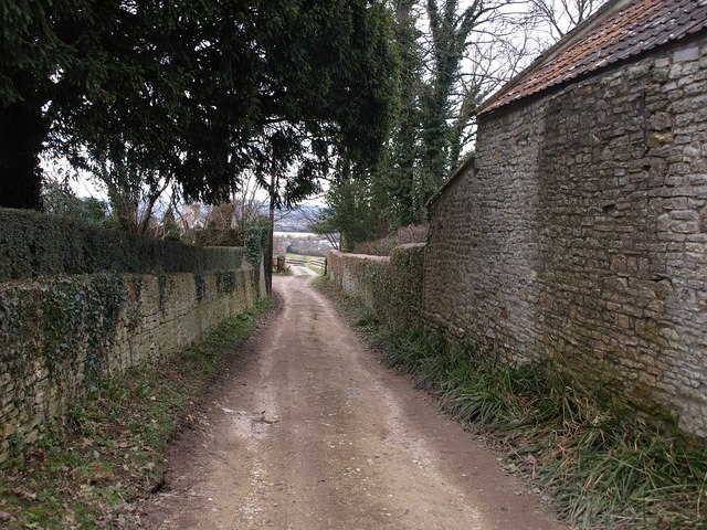 File:Monarch's Way in Upton Cheyney - geograph.org.uk - 1856133.jpg