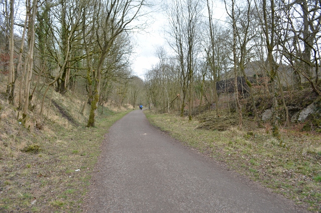 File:Monsal Trail - geograph.org.uk - 2854978.jpg