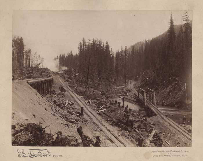 File:Northern Pacific line in Green River Valley, ca 1888 (MOHAI 6385).jpg