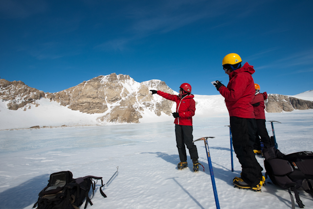 File:Orientation to Fosdick Mountains.jpg