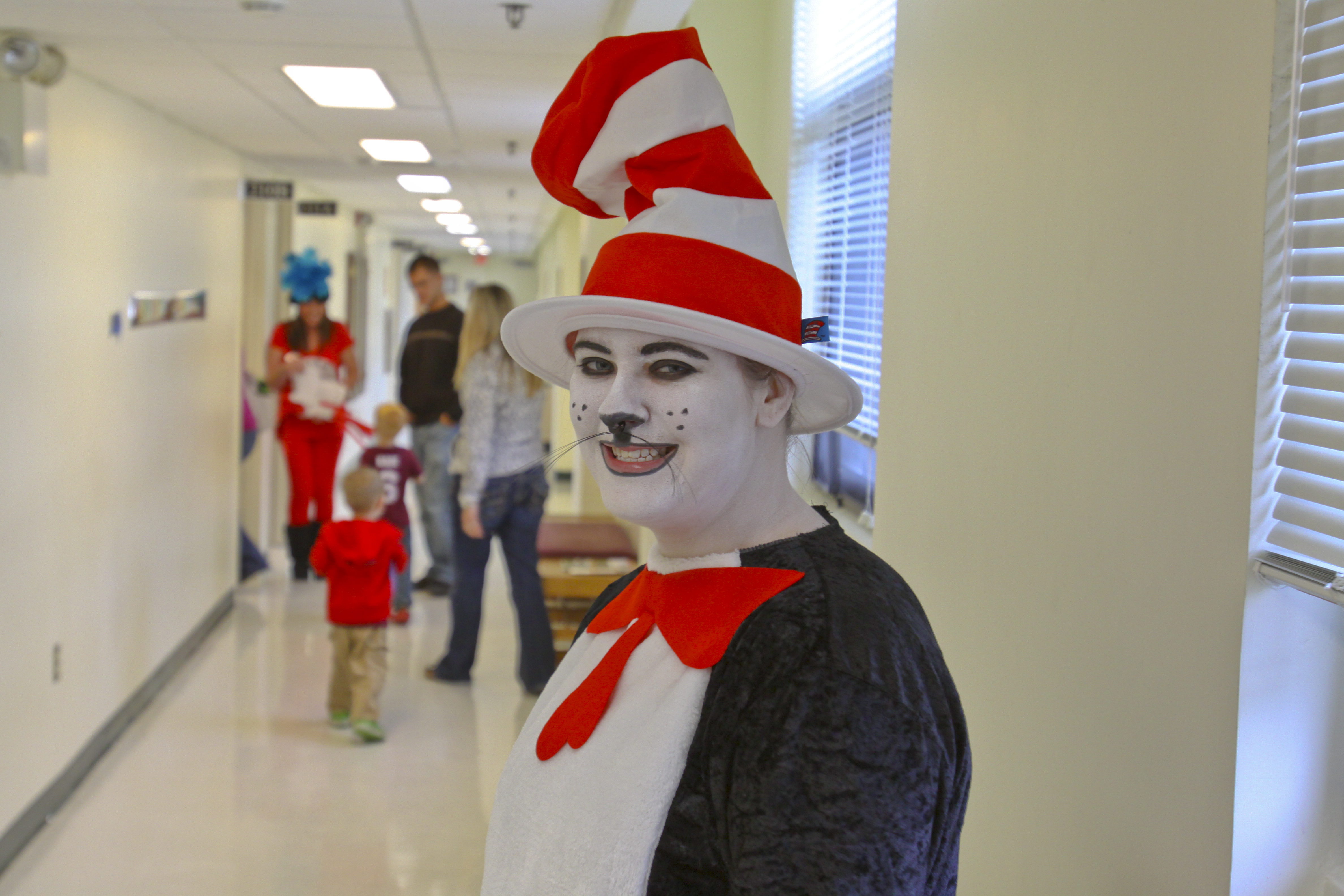 Read Across America with the Cat in the Hat 130301-M-MX805-135.jpg.