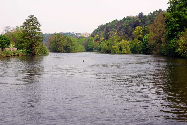 File:River scene near Cliveden - geograph.org.uk - 417830.jpg