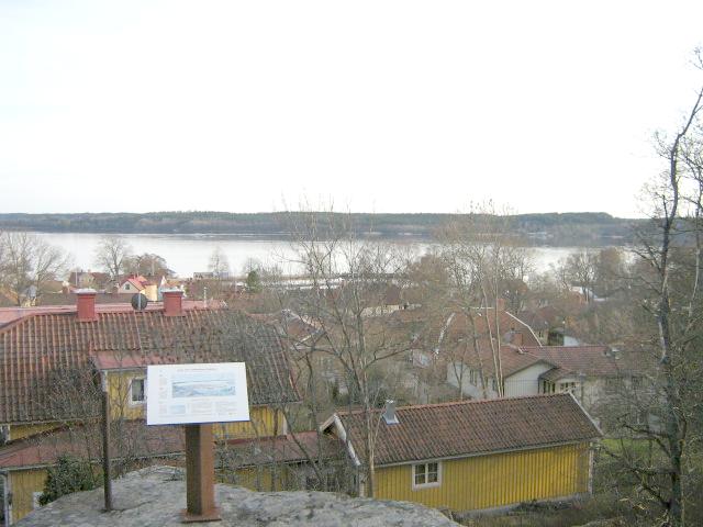 File:Sigtuna lake.jpg