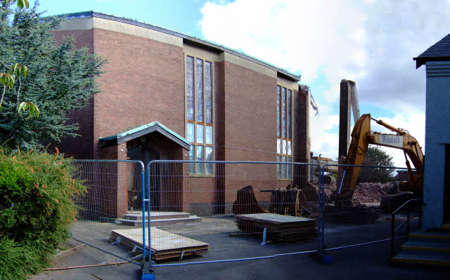 File:St. Patrick's RC Church, Heysham - geograph.org.uk - 1619958.jpg