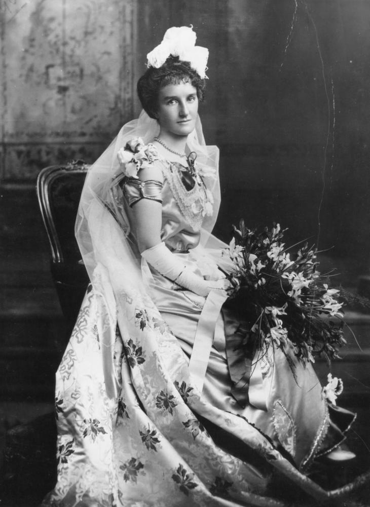 early victorian wedding dress