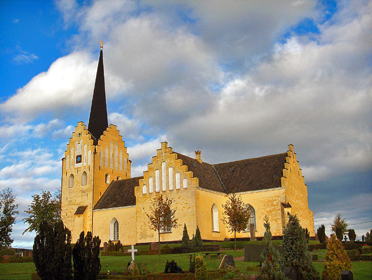 File:Svanninge kirke (Faaborg Midtfyn).jpg