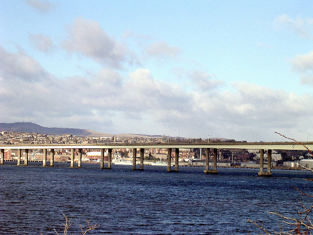 File:Tayroadbridge.jpg