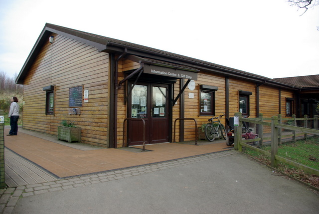 Visitor Centre at Ryton Pools Country Park - geograph.org.uk - 1204953