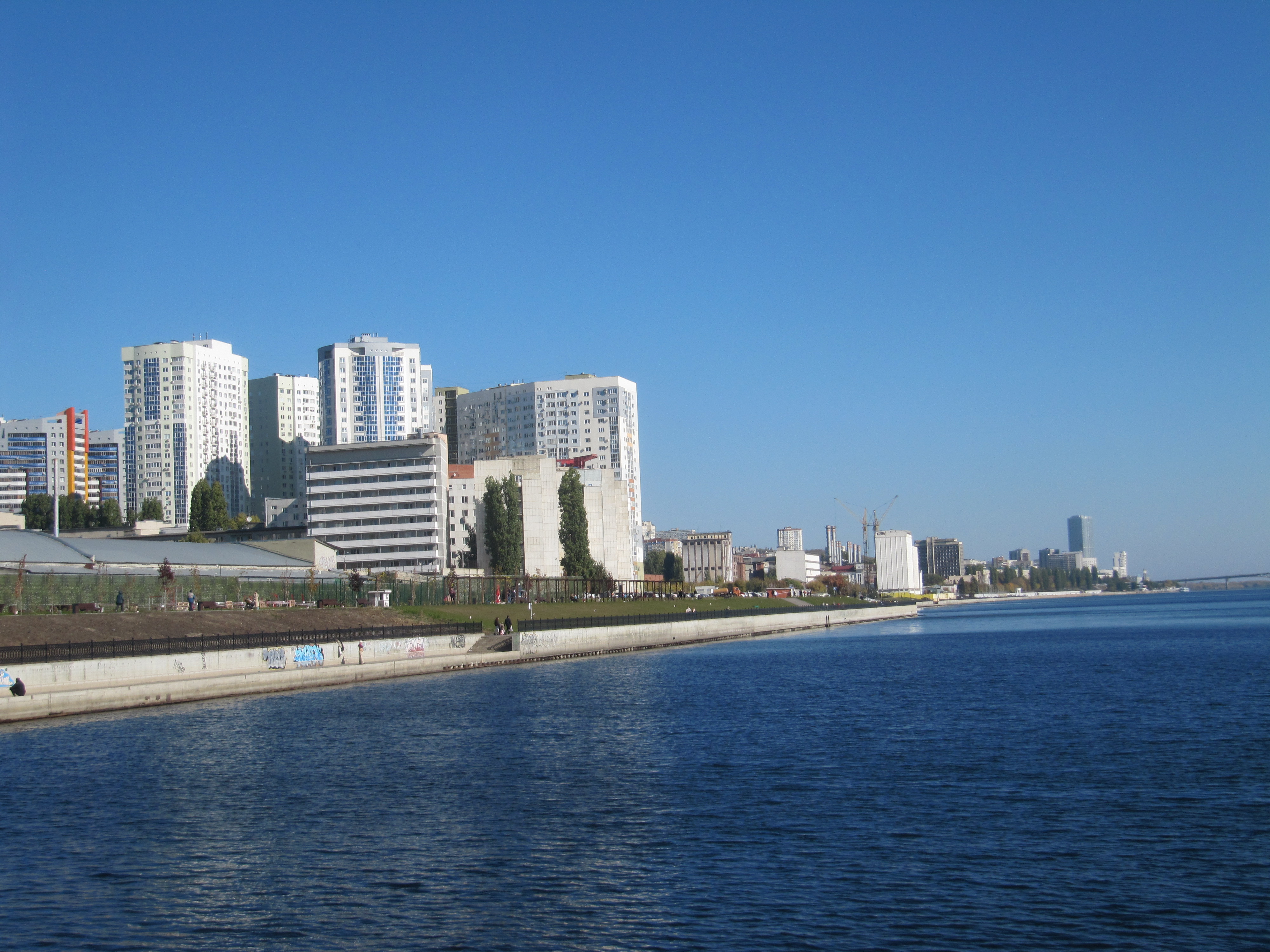 Саратовская набережная сегодня фото