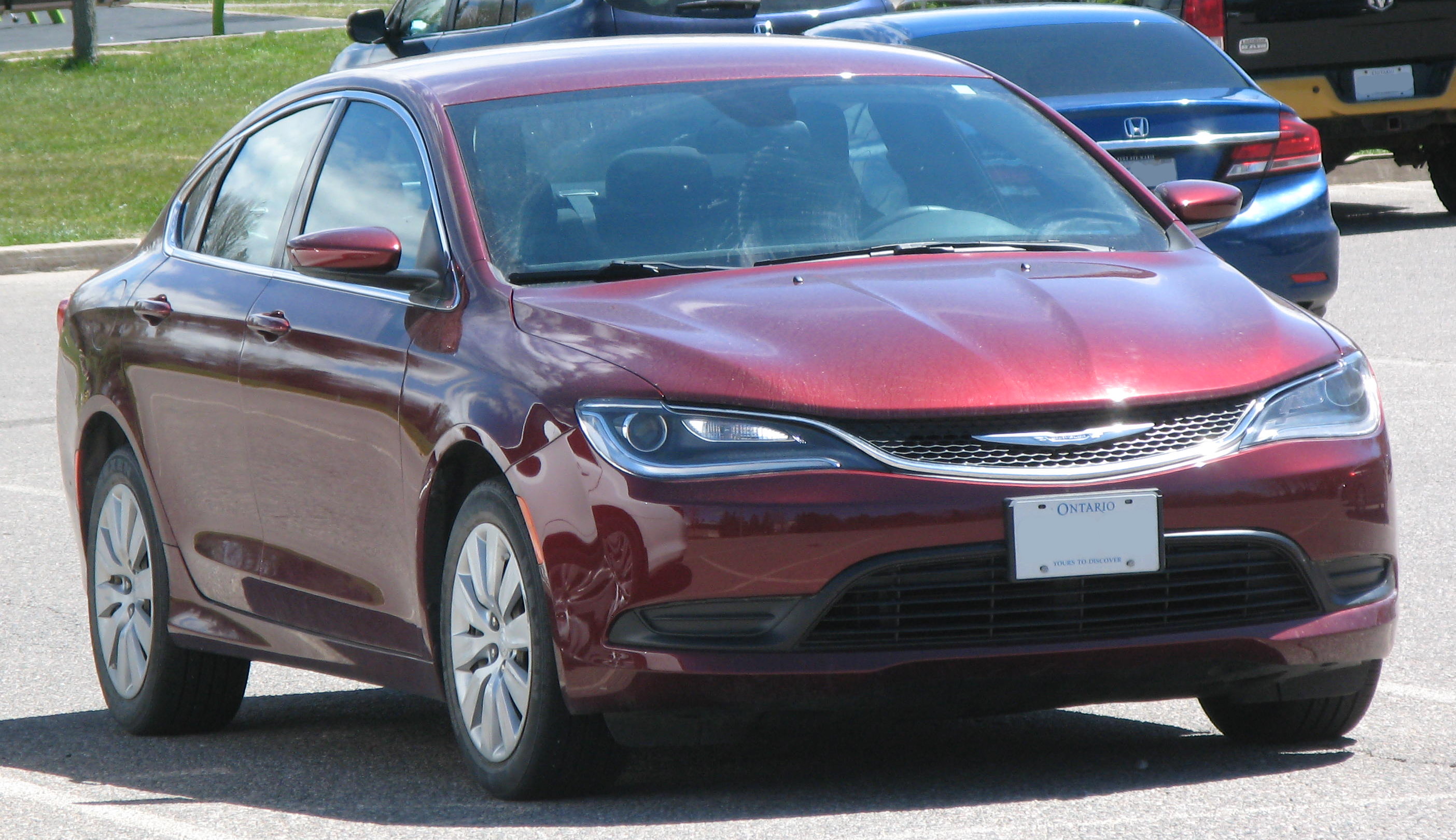 Chrysler 200 i 2012 сзади