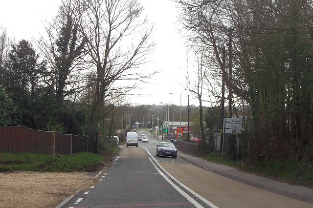 File:A334 approaching Botley Station - geograph.org.uk - 3428046.jpg