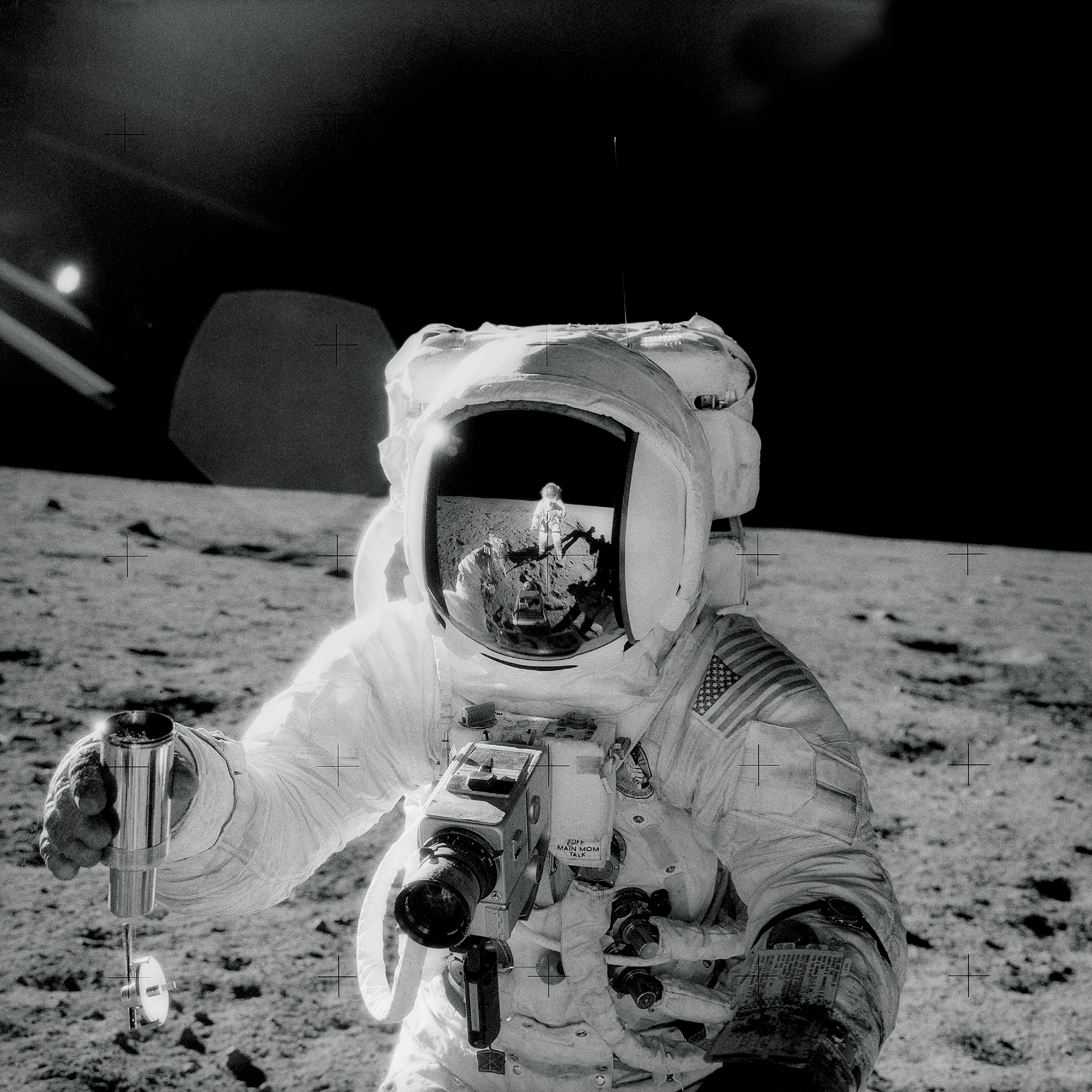 Image of Alan Bean from Wikidata