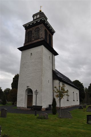 File:Bälaryds kyrka 2012.jpg